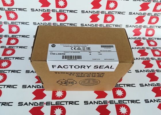 Um novo processador AB 1769-L30ERM CompactLogix na caixa 1769L30ERM