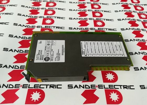 Um usado Allen Bradley 1771-OFE1 /B 1771OFE1 Módulo de saída analógica