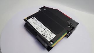 Exibição do produto do controlador de segurança industrial Allen-Bradley 1756-L8SP